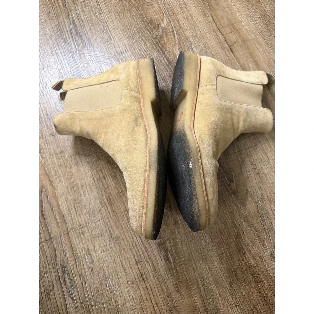 New Republic Chuck Suede Chelsea Boots Sand Tan Men's Size 9 Crepe Sole Ankle